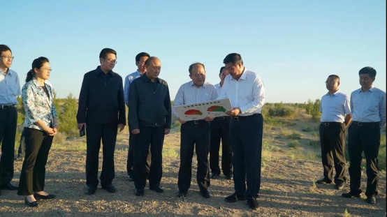 國家發(fā)改委副主任兼國家統(tǒng)計局局長寧吉喆在庫布其考察調研405.png