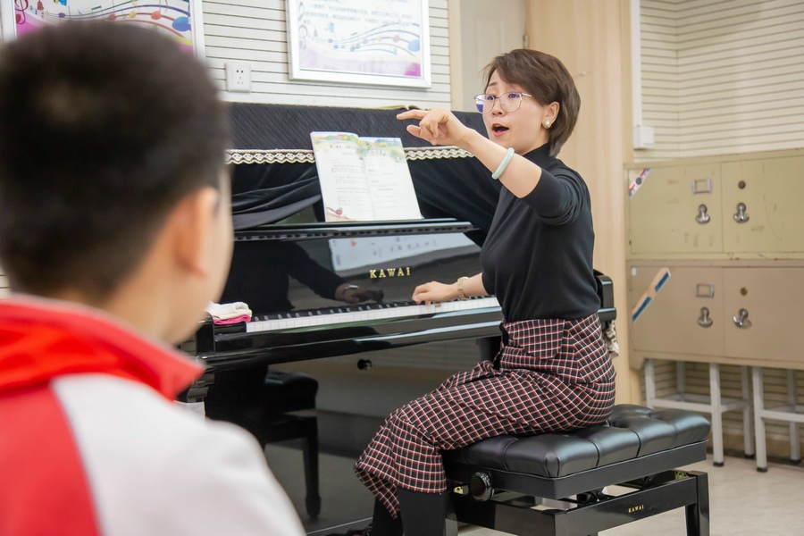 呼市四中、貝爾路小學教育集團、大學路教育集團三校音樂聯(lián)合教研活動.jpg