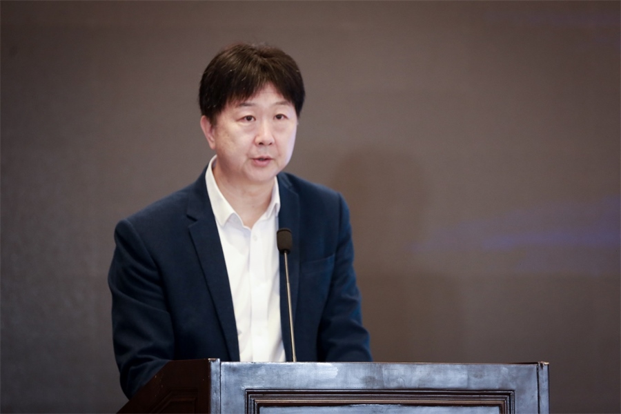 中國民主法制出版社黨委書記、社長、總編輯 劉海濤