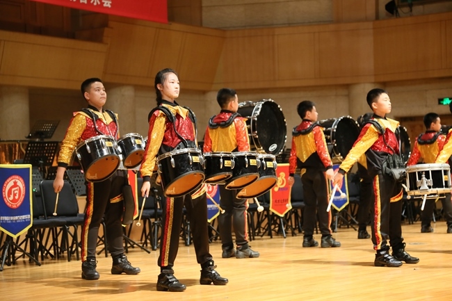 “樂動(dòng)金帆 ‘藝’起交響”為主題的專場音樂會現(xiàn)場。主辦方供圖