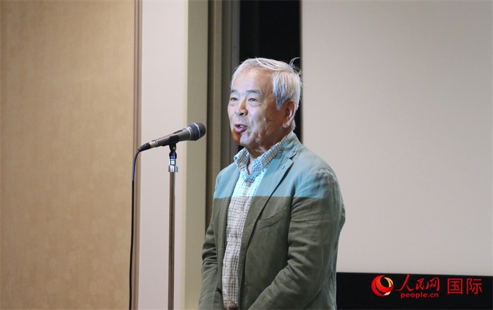展覽名譽(yù)顧問(wèn)、日本前文化廳長(zhǎng)官青柳正規(guī)致辭。（人民網(wǎng) 許可攝）