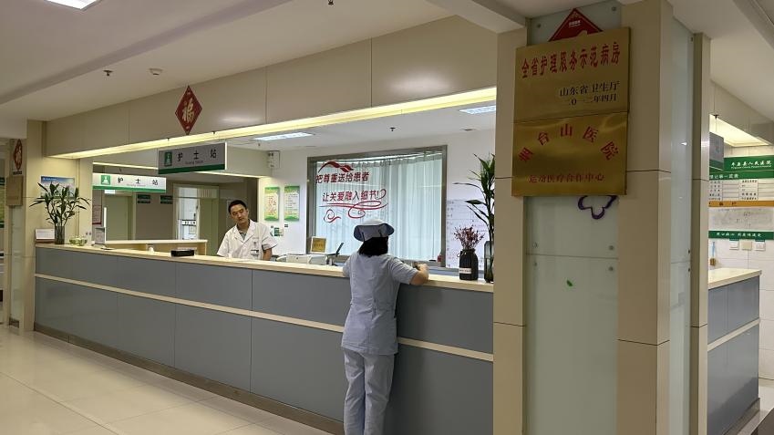 平原縣第一人民醫(yī)院住院部脊柱關(guān)節(jié)外科、手足外科病區(qū)。人民網(wǎng) 喬姝攝