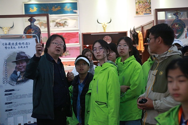 2023年“我們共同追逐夢想”——京藏青少年拉薩采風(fēng)交流活動(dòng)。