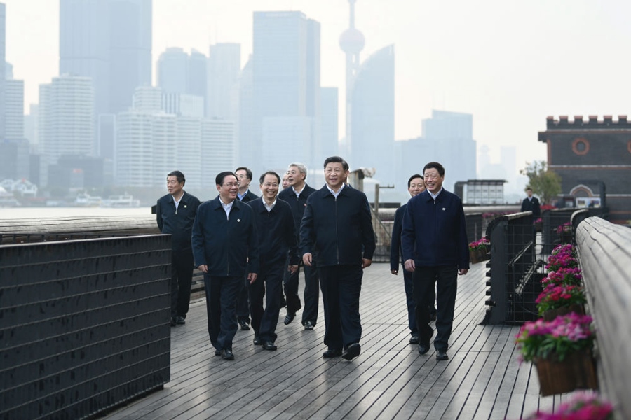 2019年11月2日，習(xí)近平在上海市楊浦區(qū)濱江公共空間楊樹浦水廠濱江段考察。