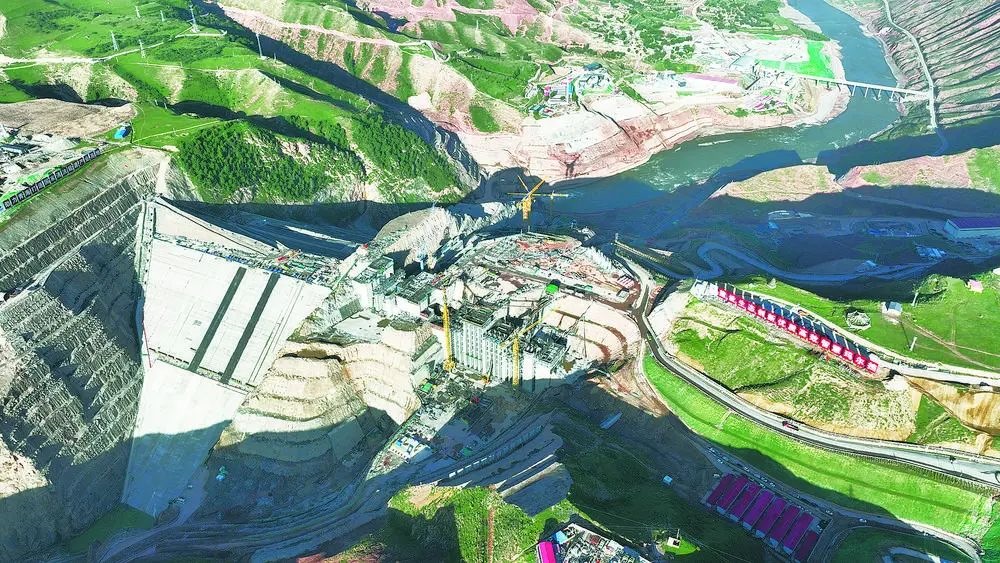 瑪爾擋水電站項目建設現(xiàn)場。國家能源集團青海瑪爾擋水電站供圖