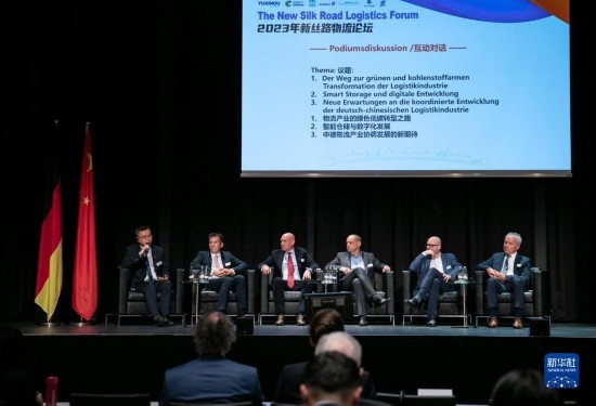 9月21日，中德兩國嘉賓參加在德國杜伊斯堡舉辦的2023新絲路物流論壇。新華社記者 張帆 攝