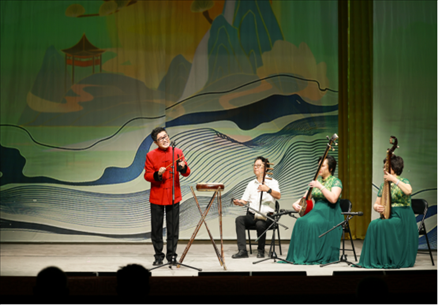 演出現(xiàn)場。中國煤礦文工團(tuán)供圖