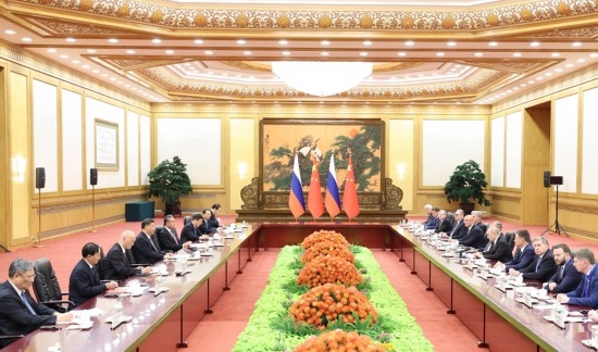 10月18日中午，國家主席習(xí)近平在北京人民大會(huì)堂同來華出席第三屆“一帶一路”國際合作高峰論壇的俄羅斯總統(tǒng)普京舉行會(huì)談。新華社記者 姚大偉 攝