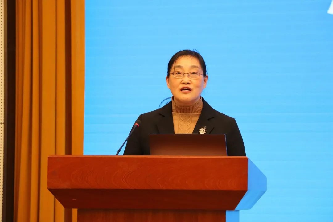 浙江省社會科學界聯(lián)合會黨組成員、秘書長劉東致辭。主辦方供圖