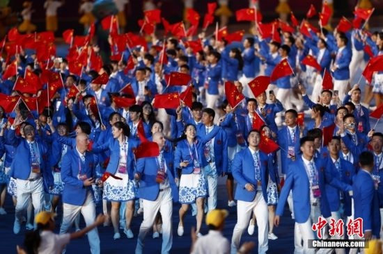 資料圖：9月23日，杭州第19屆亞運會開幕式舉行。中國代表團身著星辰藍禮服驚艷亮相。<a target='_blank' href='/'><p align=