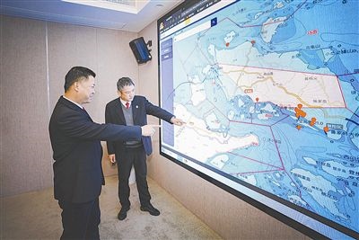 圖③：法官為涉案船舶尋找安全的錨泊地點(diǎn)。