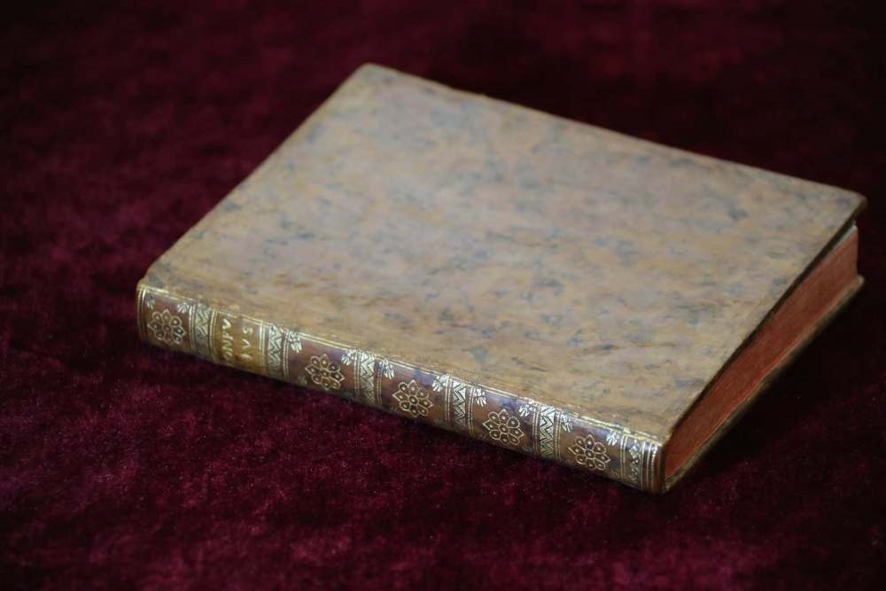 這是典藏于中國(guó)國(guó)家圖書館的《論語(yǔ)導(dǎo)讀》。