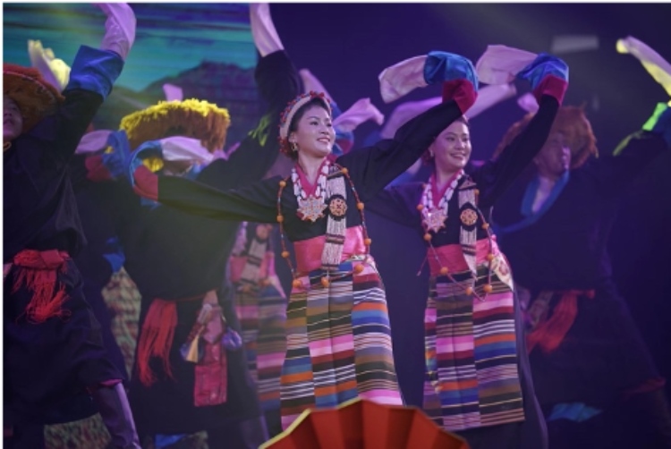 圖為2024“歡樂春節(jié)”中泰互致新春賀辭活動現(xiàn)場。 中國駐泰國大使館文化處供圖
