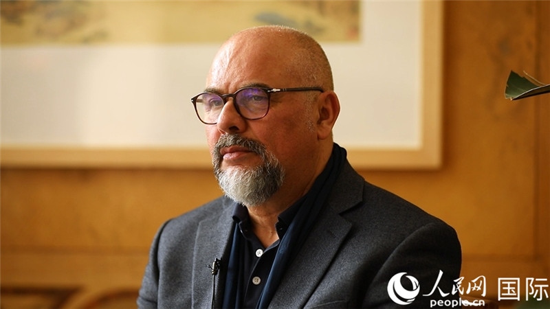 意大利陶瓷城市協(xié)會副會長保羅·馬賽蒂接受人民網(wǎng)專訪。人民網(wǎng) 劉動攝