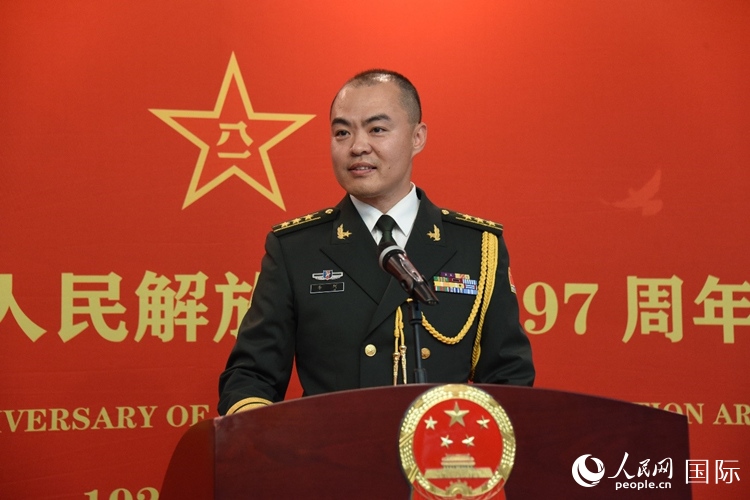 中國駐瑞典大使館副武官李珂致辭。人民網(wǎng)記者 殷淼攝