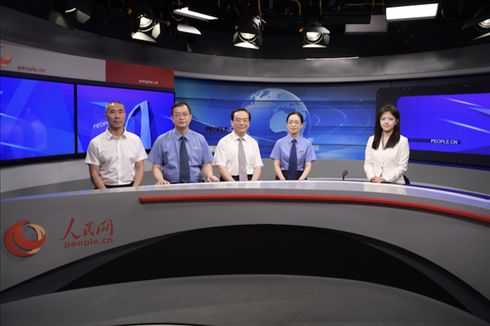 訪談現(xiàn)場。人民網(wǎng)記者 王曉嘯攝