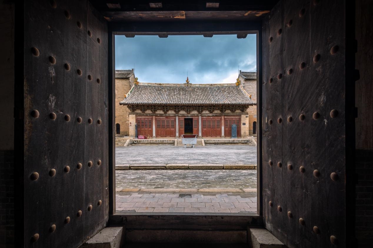 高平市崇明寺一角。蘇唐詩(shī)攝