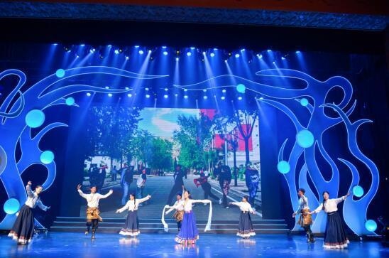 第十屆“歡動(dòng)北京”開幕，12國青少年向未來問好