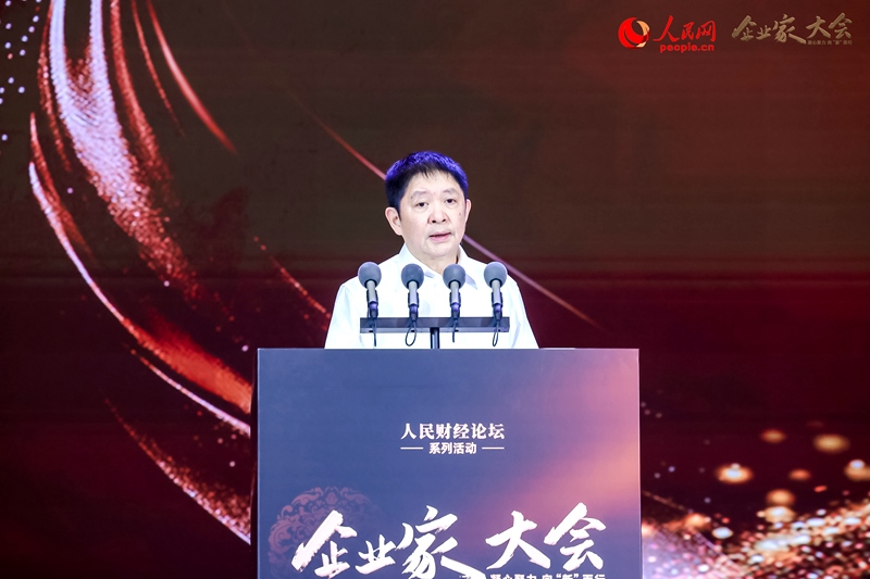 冠達控股集團董事局主席彭建虎。人民網(wǎng)記者 孫博洋攝