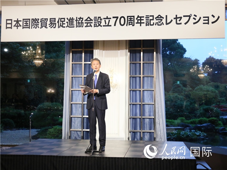 日本外務(wù)事務(wù)次官岡野正敬致辭。人民網(wǎng) 許可攝