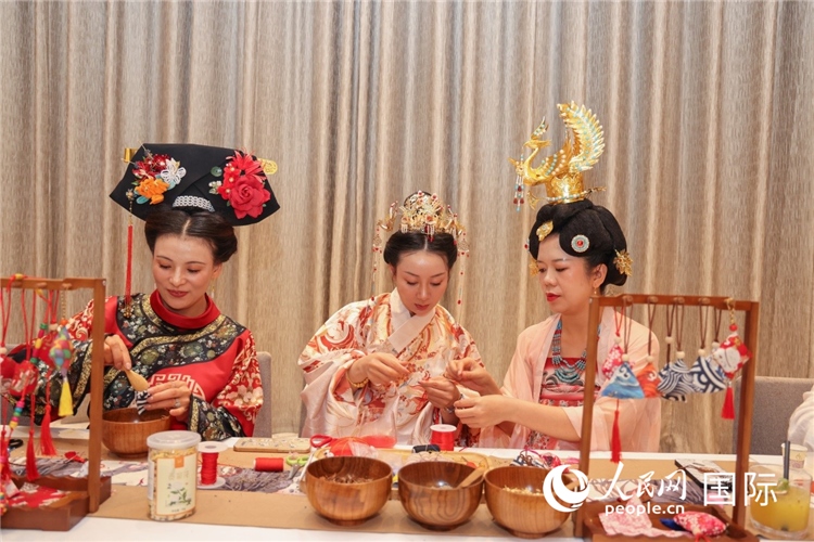 中國傳統(tǒng)文化展示。人民網(wǎng)記者任皓宇攝