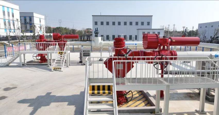 300兆瓦壓氣儲(chǔ)能示范工程鹽穴儲(chǔ)氣庫井場(chǎng)。受訪者供圖