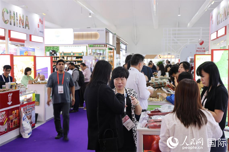 第三十屆海灣食品展正在迪拜舉行，圖為中國館一角。人民網(wǎng)記者 張志文攝