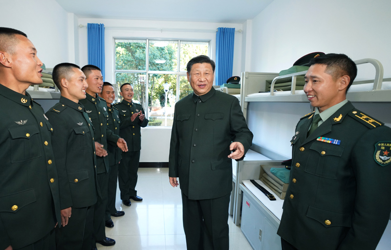 2020年1月19日，習(xí)近平主席視察駐云南部隊(duì)，深入邊防一線，看望慰問官兵。