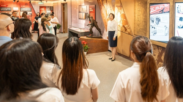 思政課現(xiàn)場。東華大學(xué)供圖